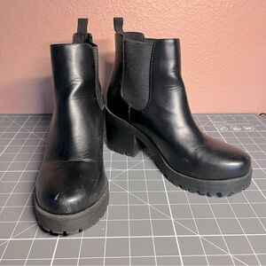 Black Chelsea Boots